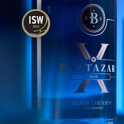 Siker az International Spirits Awardon: Aranyérmes a Baltazar Blue Feketecseresznye